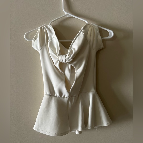 Very cute TFNC London, white top, can be worn, formally or casually - Picture 1 of 5